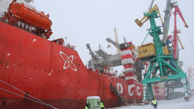 В Архангельском морском порту приступили к загрузке контейнеровоза «Севморпуть» В Архангельском морском порту приступили к загрузке контейнеровоза «Севморпуть»
